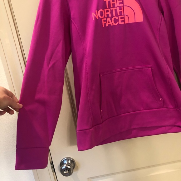 North Face fleece Dry-fit hoodie - Picture 2 of 5
